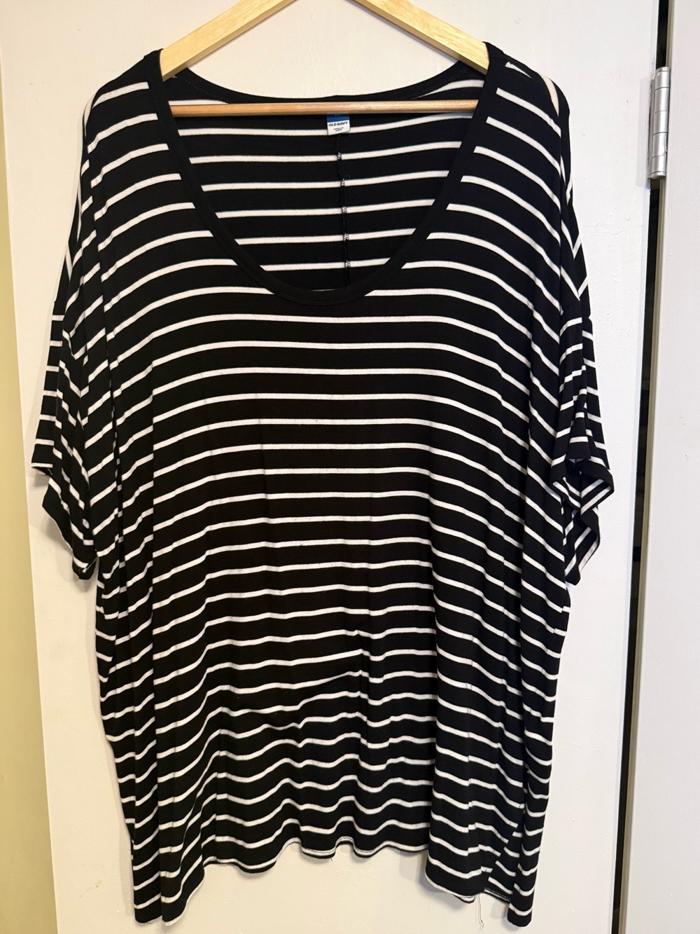 Old Navy Luxe XXL Black White Striped Oversized Dolman Sleeve Top